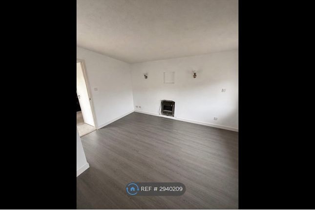 Redwood Road, Bilston photo 2