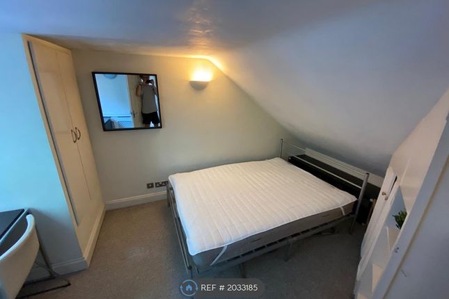 Flat to rent in Exide House, London