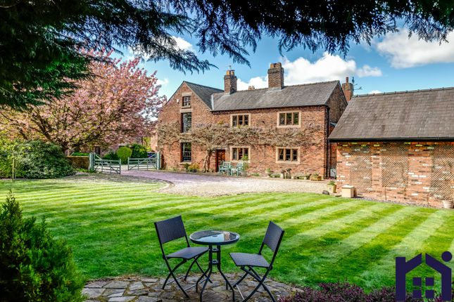 Thumbnail Property for sale in Leyland Lane, Leyland