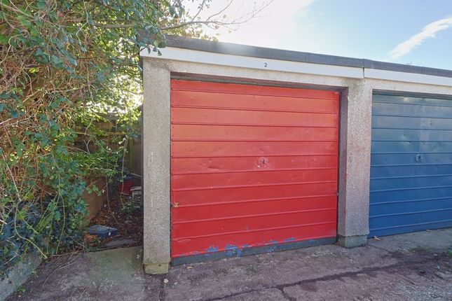 Studio parking on Lock up Garage, Burton Villa Close, Brixham, £22,500