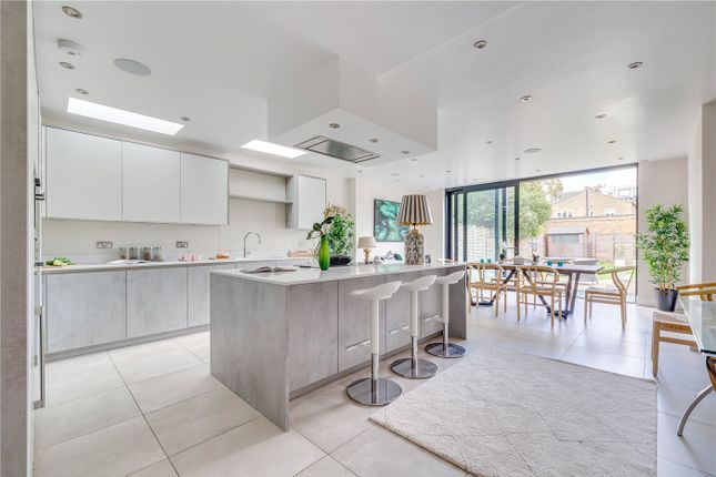 Thumbnail Terraced house for sale in Finlay Street, London
