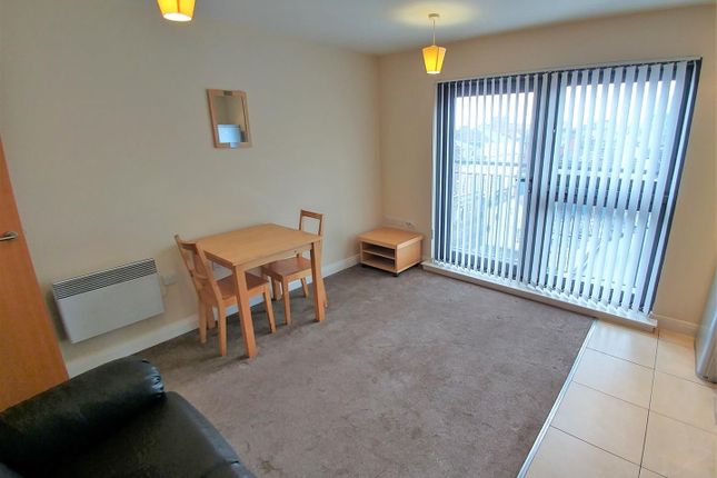 Flat for sale in Central Gardens, Benson Street, City Centre