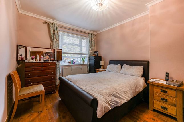 3-bed flat on Ellenborough House, White City Estate, Shepherd's Bush, £400,000