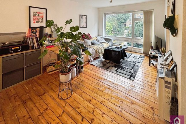 Flat 17, Thorne House,, Wilmslow Road, Greater Manchester photo 4