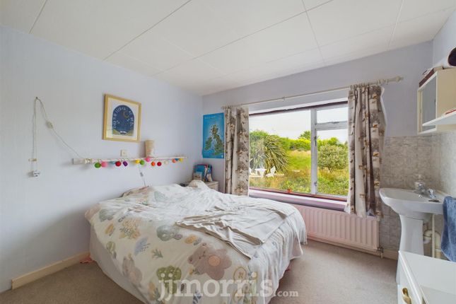 Bedroom Seven