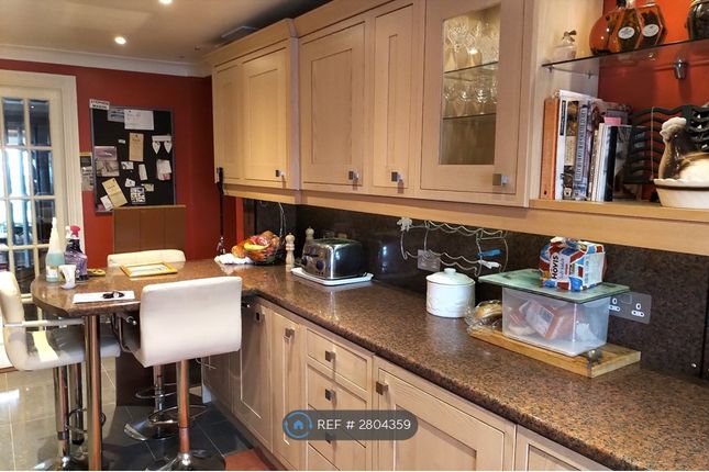 Howerts Close, Warsash, Southampton photo 3