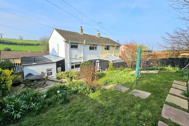 40, Orchard Leaze, Dursley photo 2