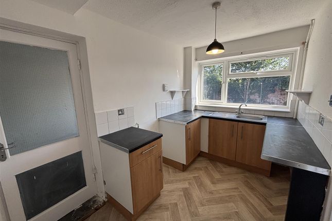 46, Westmore Way, Wednesbury photo 5