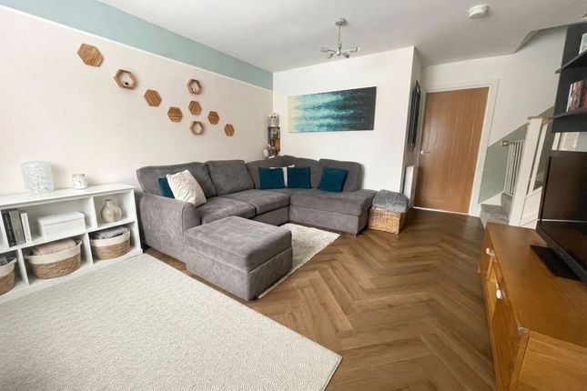 49 Wildgoose Avenue, Knutsford photo 2