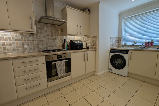3, Lydia Road, Deal photo 3