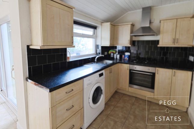39 Perinville Road, Torquay photo 4