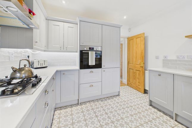 5, White House Mews, North Ferriby photo 4