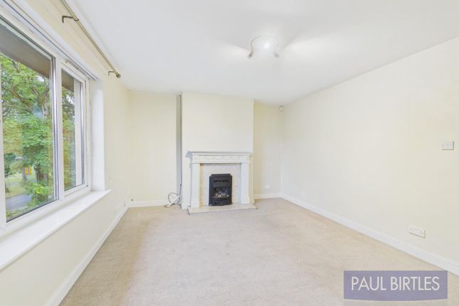Apartment 18 Brentwood House, Flixton Road, Flixton photo 2