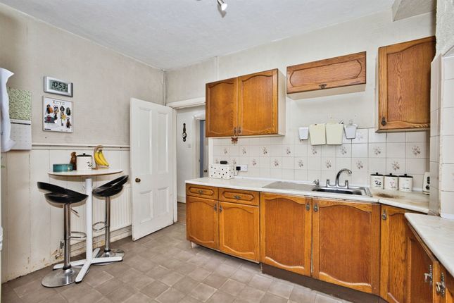 Ashley House, 55, Victoria Avenue, Chard photo 3