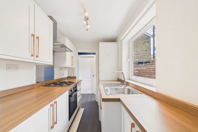 4 Eilansgate Terrace, Hexham photo 3