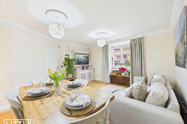 3, Maple Court, Prescot photo 2