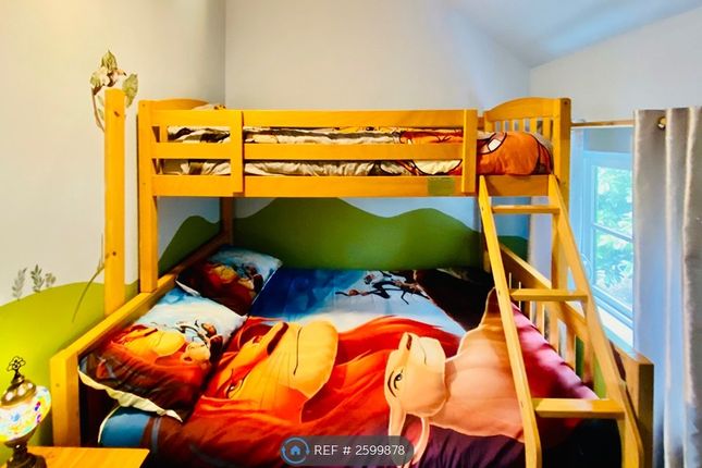 Lion King Bedroom With Double Bed And Bunk Bed