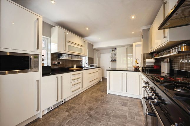 98A,, Wing Road, Bedfordshire photo 2