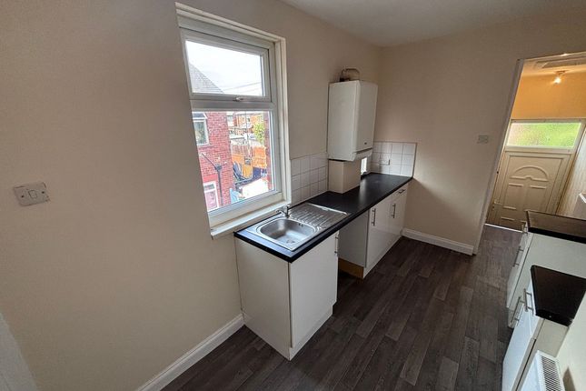 106, Tynemouth Road, Wallsend photo 3