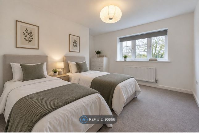 Glasspool Road, Winnersh, Wokingham photo 3