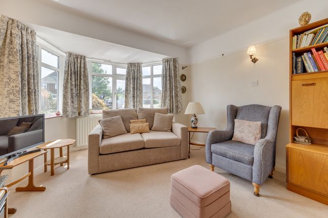 100, Heathcote Drive, East Grinstead photo 4