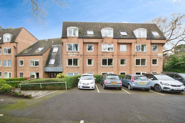 Flat for sale in Homeoaks House, Bournemouth
