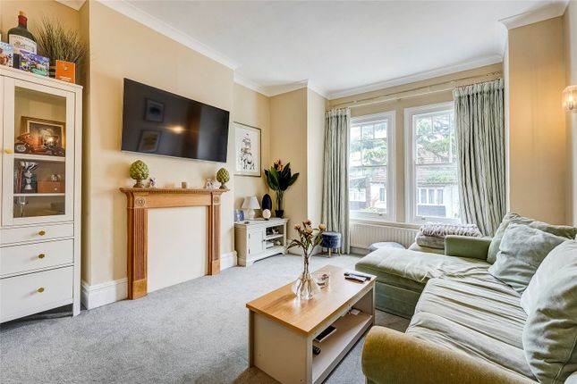 3-bed flat on 49a, Wix's Lane, £700,000