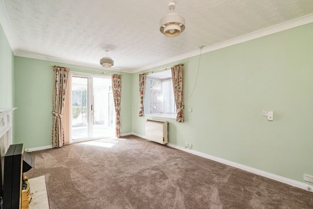 2-bed bungalow on 19, Wherry Reach, Acle, £185,000