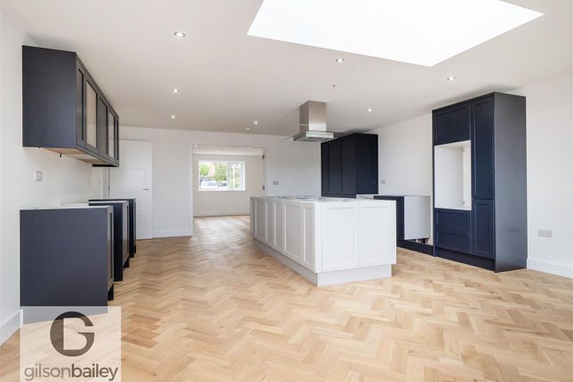 73, Meadow Way, Norwich photo 3