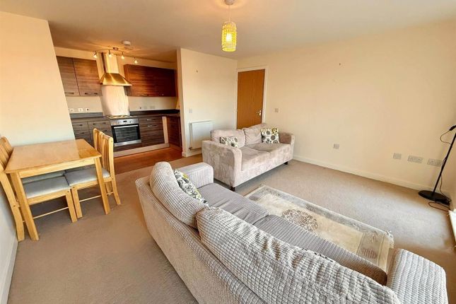 158, Monticello Way, Coventry photo 3