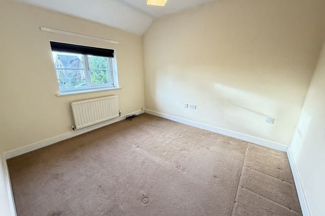 32, Salisbury Avenue, Grimsargh photo 4