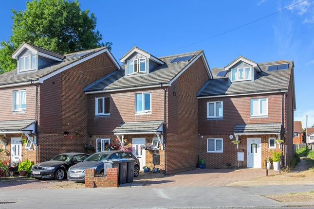 Thumbnail Terraced house for sale in 102A The Glade, Shirley, Croydon