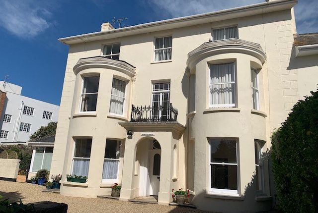 Thumbnail Flat to rent in Barton Close, Sidmouth