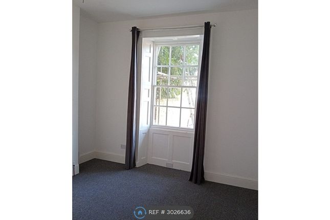 Flat, Rodwell Road, Weymouth photo 2
