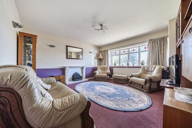 16 Wheatfield Road, Chichester photo 2