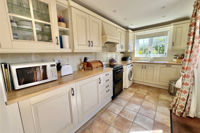 31, St. Andrews View, Blandford Forum photo 3
