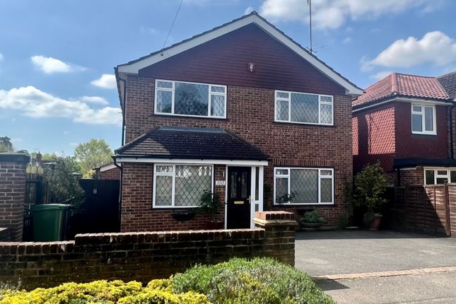 Thumbnail Detached house to rent in Bramley Way, Ashtead