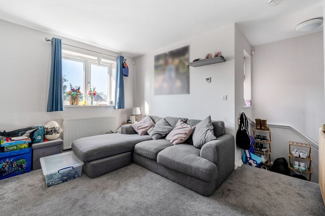 33d, Northumbria Road, Maidenhead photo 3