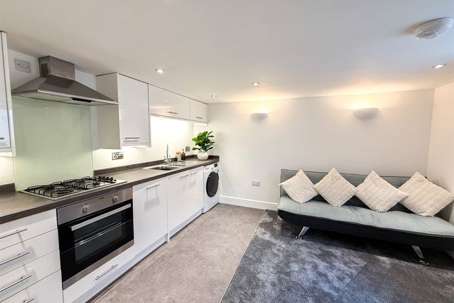 Apartment 1, Willersley House, 2, Sebright Avenue, Worcestershire photo 2
