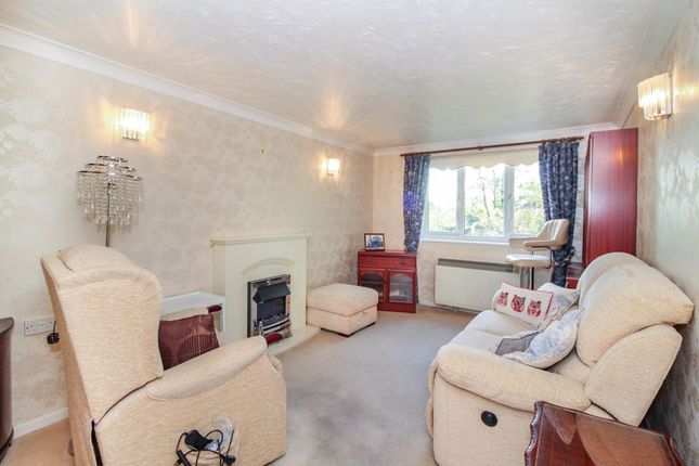 Flat for sale in Fernleigh Court, Romford