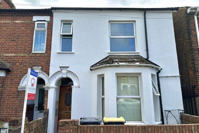Terraced house for sale in Ford End Road, Bedford