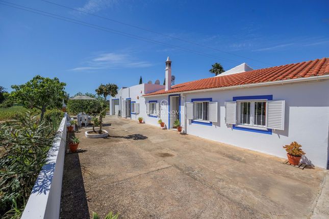 Villa for sale in Algoz, Algoz E Tunes, Algarve