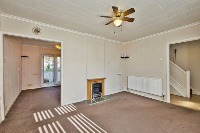 2, St Davids Crescent, YEOVIL photo 4