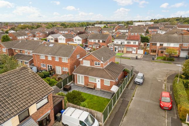 67, Hill View, Widnes photo 4