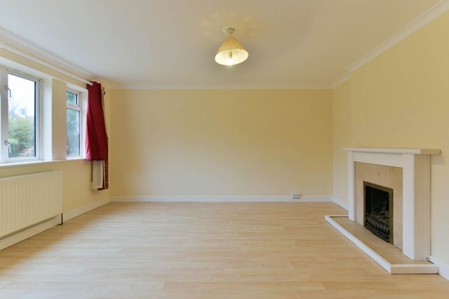 40, Rosebank, Epsom photo 4