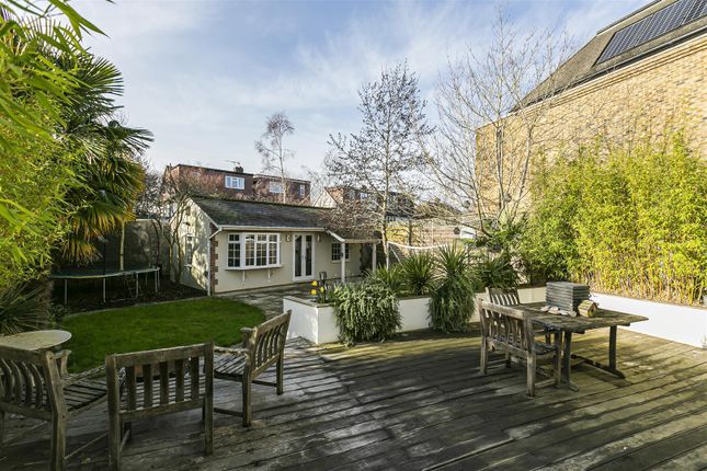 37, Garth Road, Kingston Upon Thames photo 2