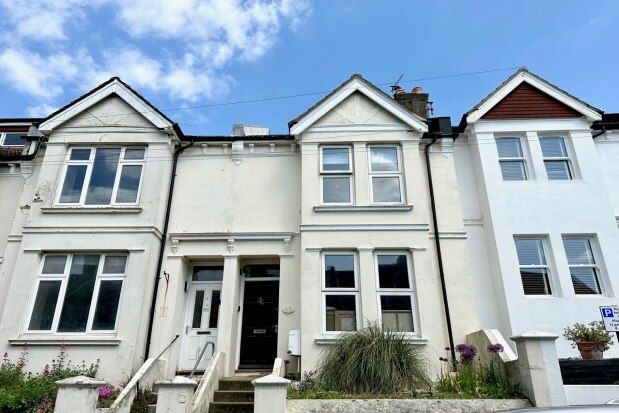 Thumbnail Property to rent in Brading Road, Brighton