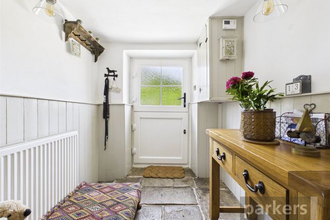 33, Wroslyn Road, Witney photo 2