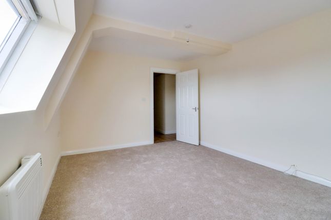 32B, Junction Road, Wigston photo 4