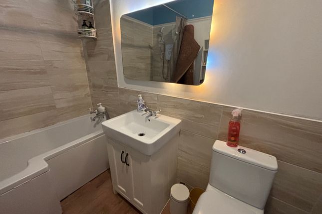 52, Kingsway, Waterloo photo 5
